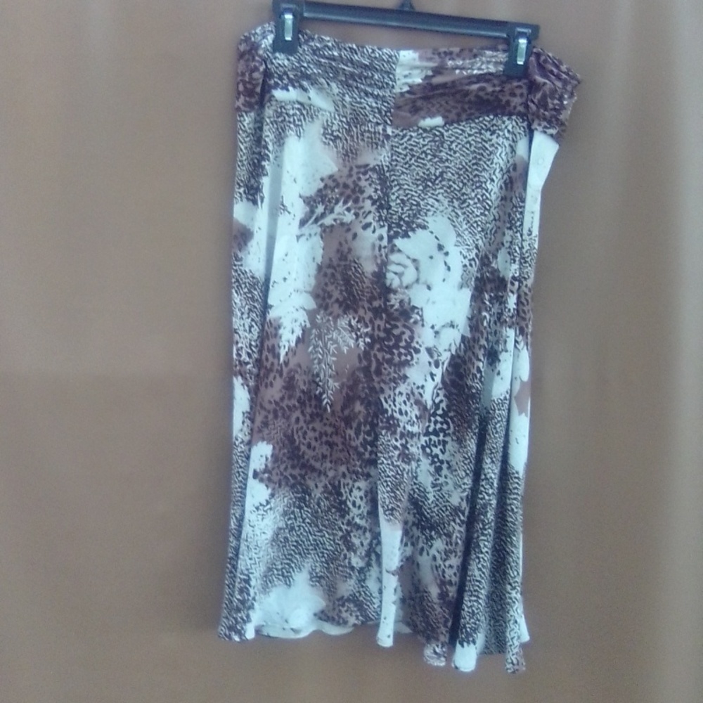 Ladies Skirt